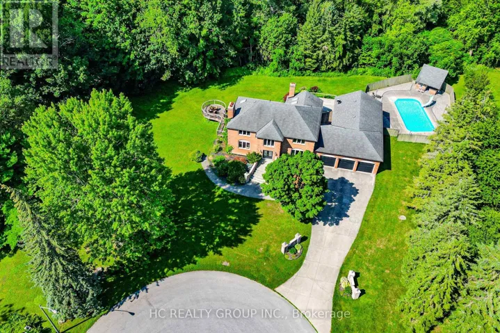 12 BUNTING COURT, Ajax (Central West), Ontario L1T3S5