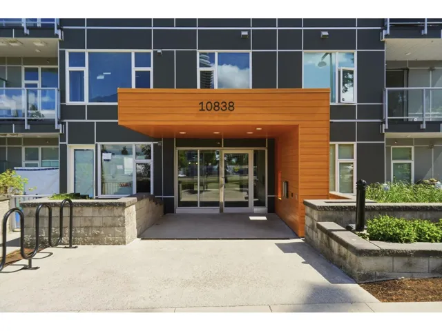 211 10838 WHALLEY BOULEVARD, Surrey, British Columbia V3R0G8
