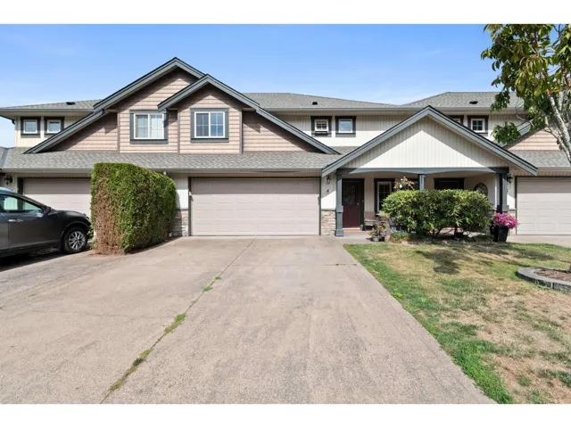 4 44523 MCLAREN DRIVE, Sardis South, Chilliwack, British Columbia V2R0C2