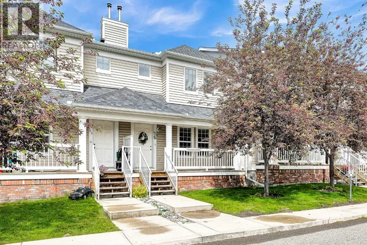 86 Country Village Gate NE, Calgary, Alberta T3K0L5