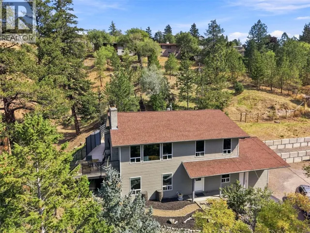 5545 Clearview Drive, Kamloops, British Columbia V2C5G1