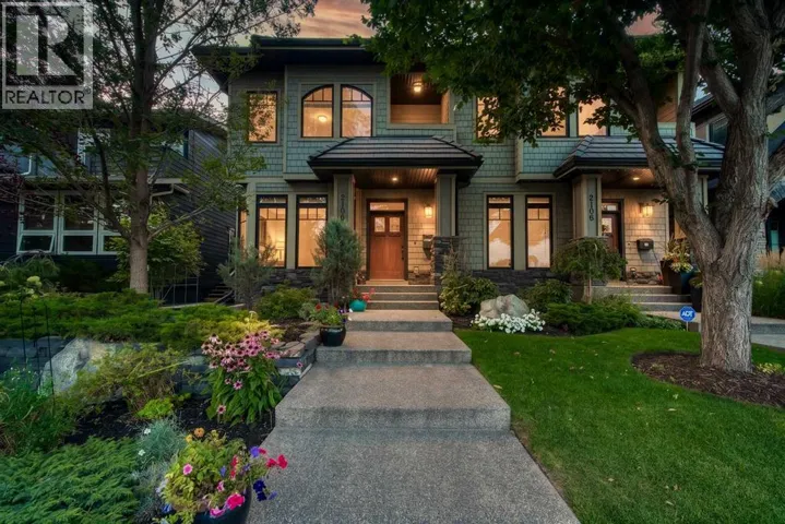 2108 31 Avenue SW, Calgary, Alberta T2T1T4