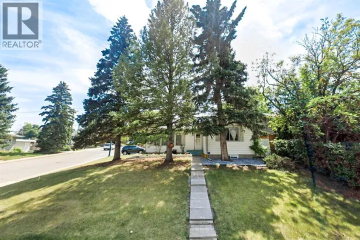 185 Springwood Drive SW, Calgary, Alberta T2W0L2