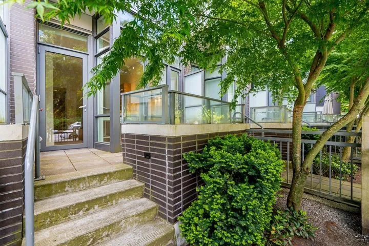 TH3 13438 CENTRAL AVENUE, Surrey, British Columbia V3T0N2