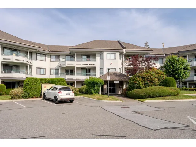 238 2451 N GLADWIN ROAD, Abbotsford, British Columbia V2T3N8