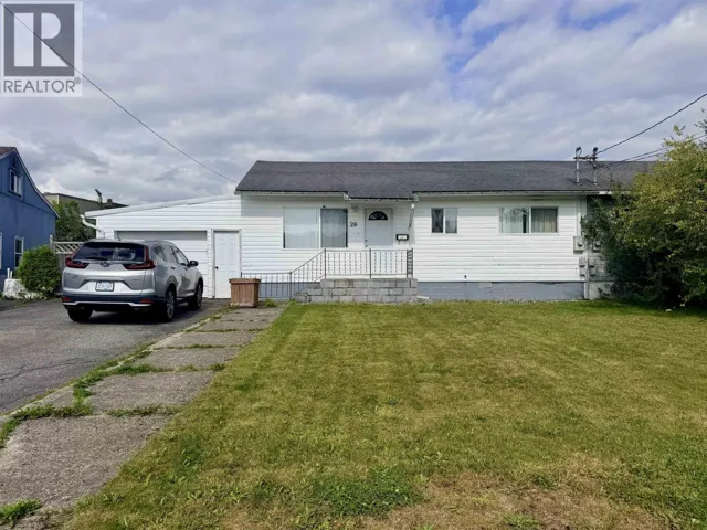 28 LILLOOET CRESCENT, Kitimat, British Columbia V8C1Z8