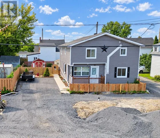 32 SEYMOUR AVENUE, Cornwall, Ontario K6J4M1