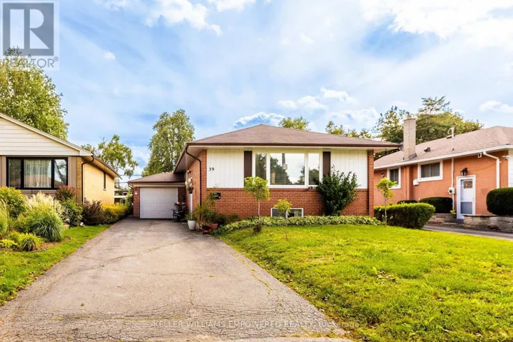 39 CHECKENDON DRIVE, Toronto (Rexdale-Kipling), Ontario M9W2Y8