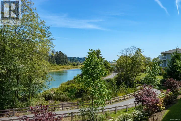 310 1944 Riverside Lane, Courtenay, British Columbia V9N0E5