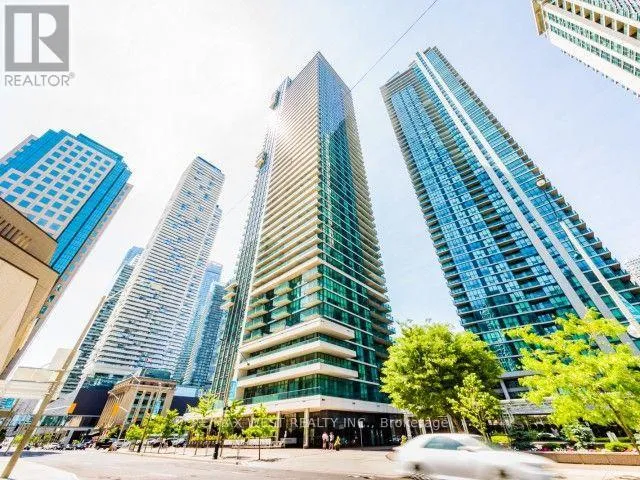 304 - 33 BAY STREET, Toronto (Waterfront Communities), Ontario M5J2Z3