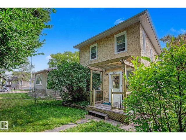 11247 88 ST NW, Edmonton, Alberta T5B3P6