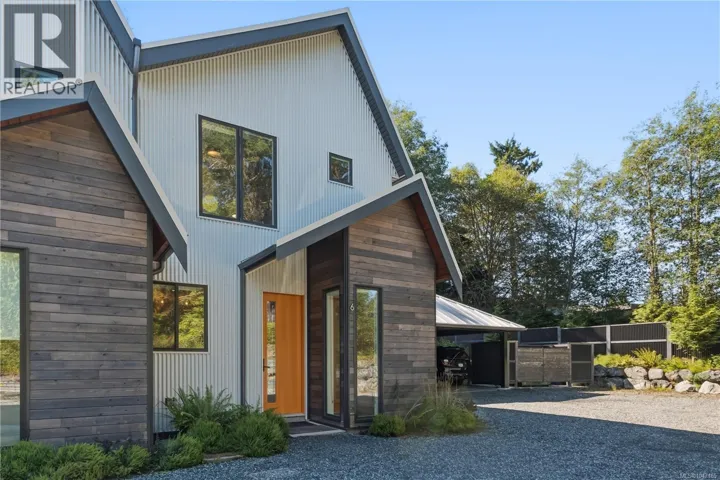 6 590 Marine Dr, Ucluelet, British Columbia V0R3A0