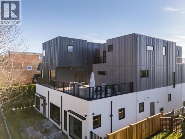 3 950 W 57TH AVENUE, Vancouver, British Columbia V6P1S3