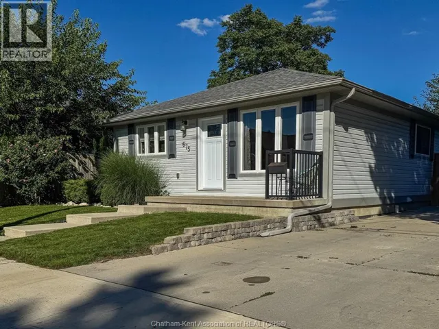 675 Albert STREET, Wallaceburg, Ontario N8A1Y8