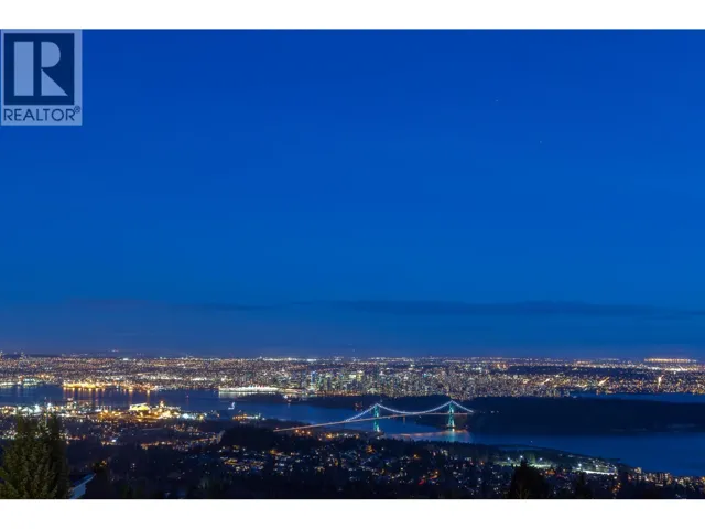 1175 EYREMOUNT DRIVE, West Vancouver, British Columbia V7S2C4
