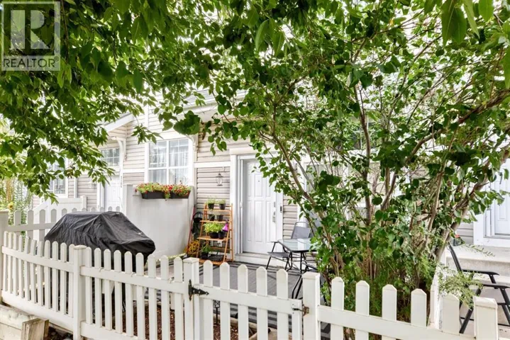 3190 New Brighton Gardens SE, Calgary, Alberta T2Z0A7