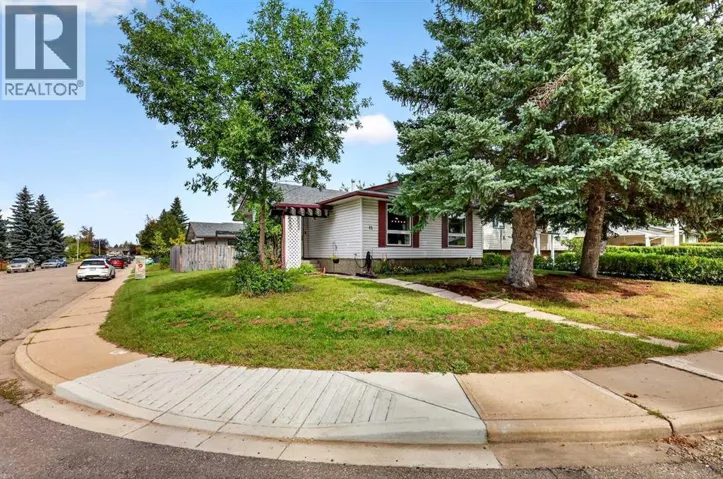 12 Brentwood Drive E, Strathmore, Alberta T1P1G1