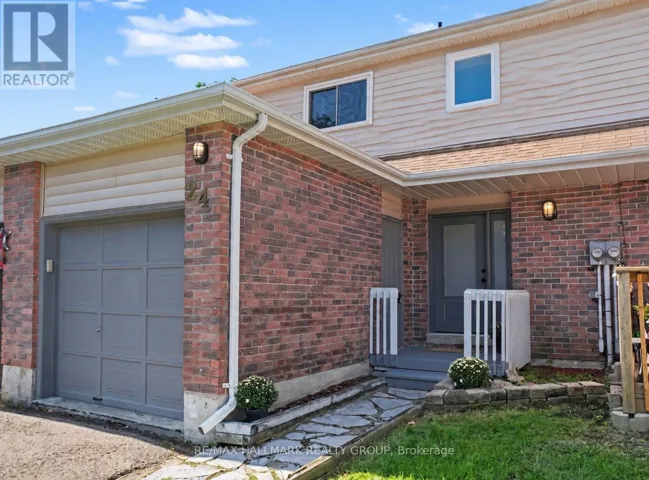 24 GARDEN AVENUE, Perth, Ontario K7H3L9