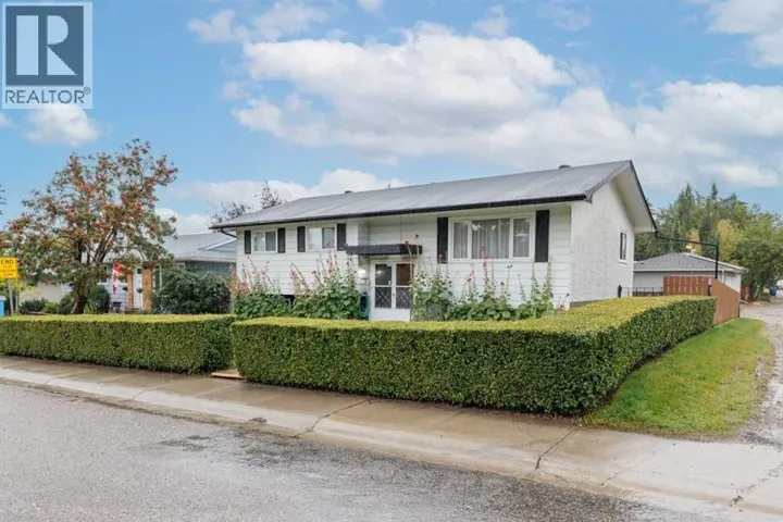 67 Huntham Road NE, Calgary, Alberta T2K4G2