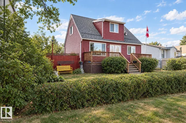 10532 157 ST NW, Edmonton, Alberta T5P2V8