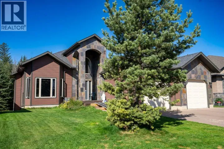7402 61 Street, Rocky Mountain House, Alberta T4T0A3