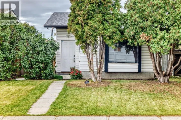 33 Aberdare Way NE, Calgary, Alberta T2A6T6