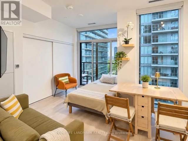 1903 NORTH TOWER - 117 BROADWAY AVENUE, Toronto (Mount Pleasant West), Ontario M4P1V3