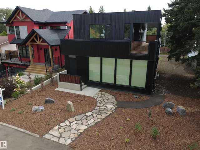 8815 142 ST NW, Edmonton, Alberta T5S2H6