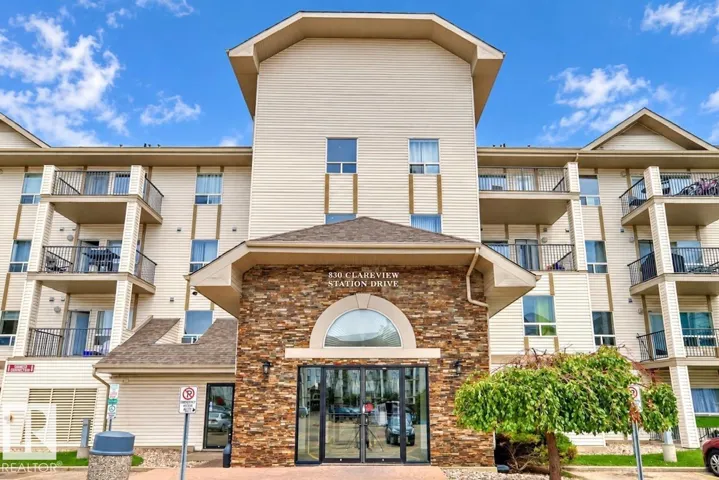 #1122 330 CLAREVIEW STATION DR NW, Edmonton, Alberta T5Y0E6