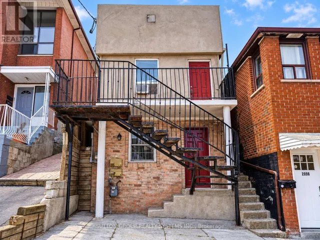 2094 DUFFERIN STREET, Toronto (Caledonia-Fairbank), Ontario M6E3R7