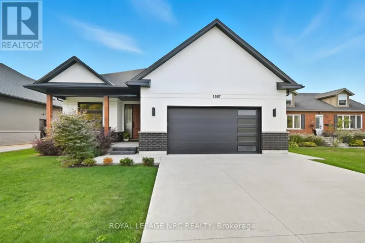 1007 CLARE AVENUE, Pelham (Fonthill), Ontario L3C3C2