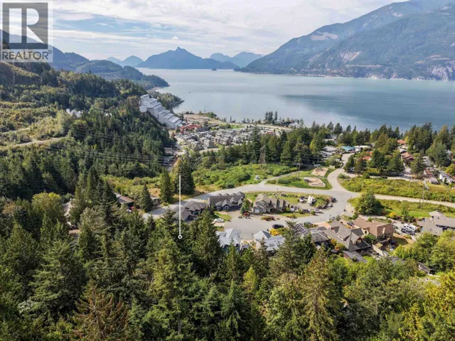 936 THISTLE PLACE, Britannia Beach, British Columbia V8B1J2
