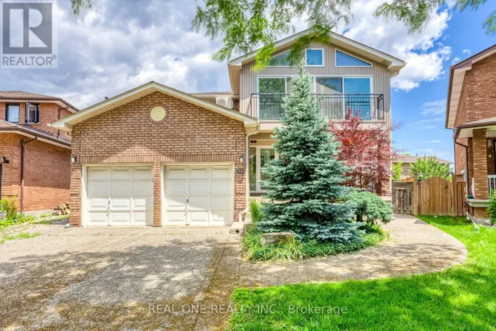 71 STOCK AVENUE, Toronto (Islington-City Centre West), Ontario M8Z5C5