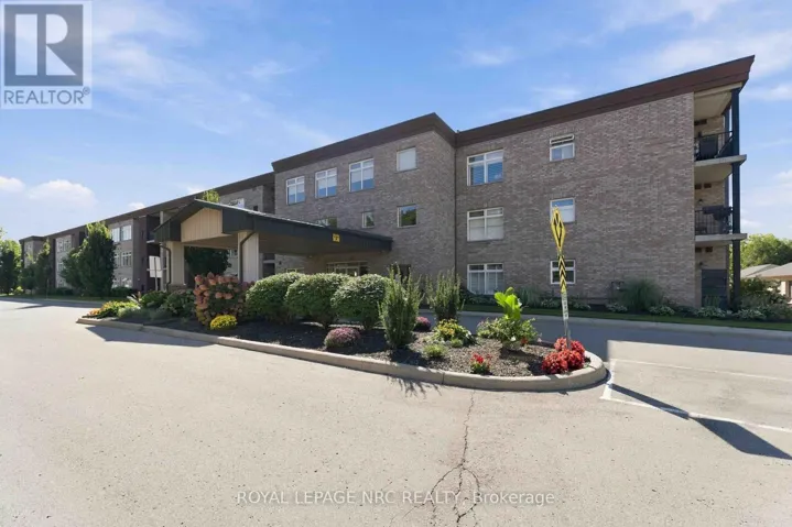 312 - 4644 PETTIT AVENUE, Niagara Falls (Morrison), Ontario L2E0B4