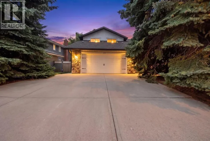 411 135 Avenue SE, Calgary, Alberta T2J5E6
