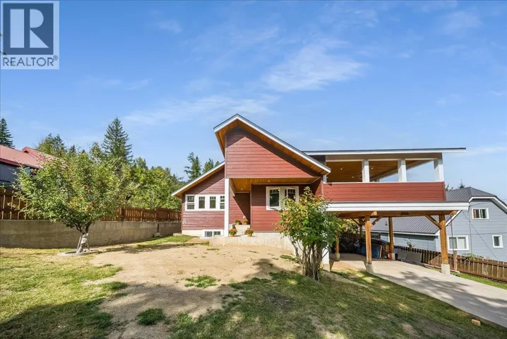 2460 Fourth Avenue, Rossland, British Columbia V0G1Y0