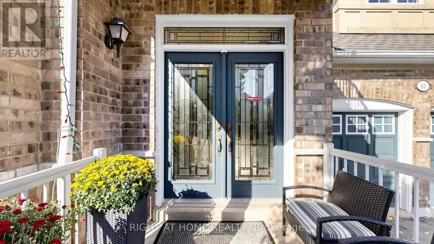 40 CHATEAU DRIVE, Vaughan (Vellore Village), Ontario L4H3A1