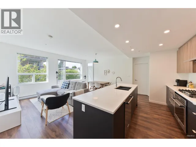 208 717 BRESLAY STREET, Coquitlam, British Columbia V3J0J3