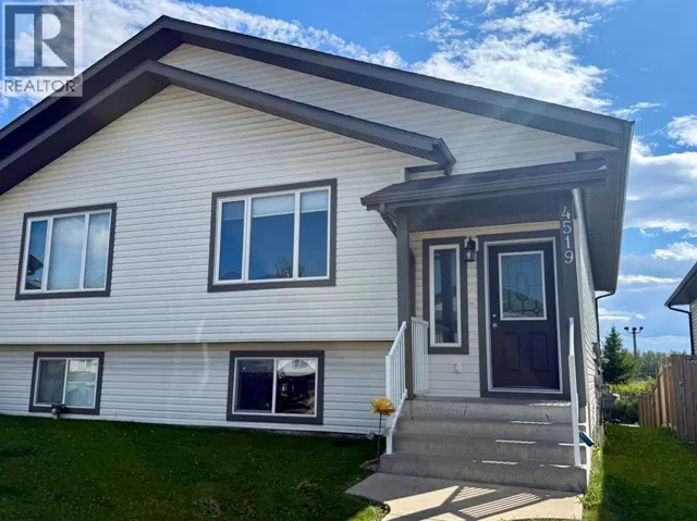 4519 44 Avenue Close, Rocky Mountain House, Alberta T4T0A5