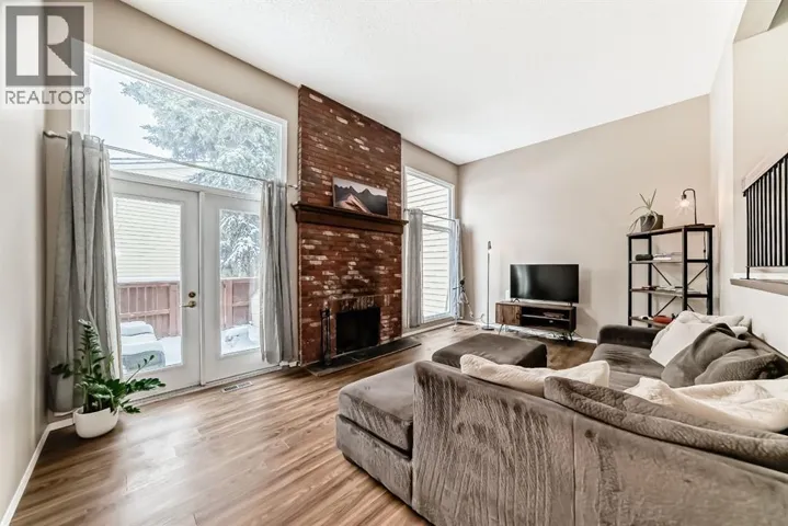 407 Point Mckay Garden NW, Calgary, Alberta T3B5C1