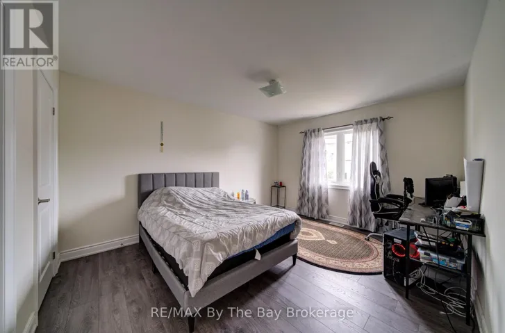 780