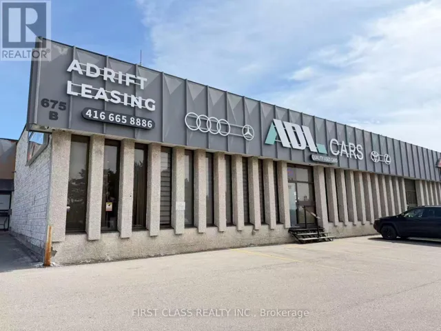 675B PETROLIA ROAD, Toronto (York University Heights), Ontario M3J2N6