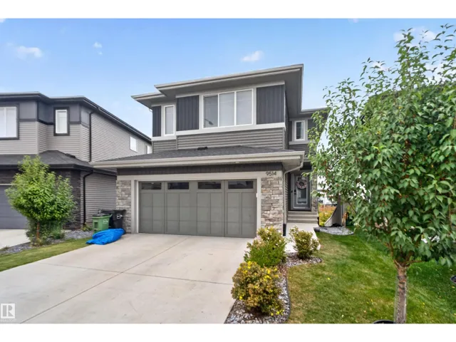 9514 PEAR CL SW, Edmonton, Alberta T6X2N6