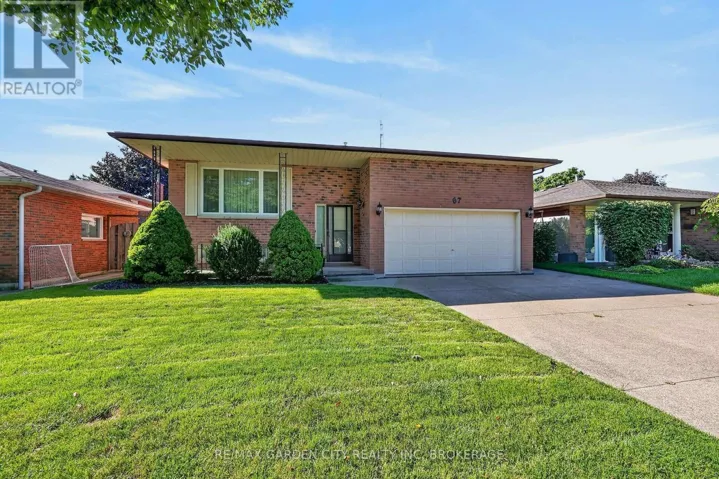 67 COLLEGE PARK DRIVE, Welland (N. Welland), Ontario L3C6Z7