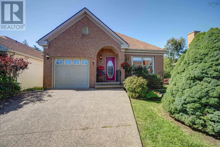 7 Compass Rose Court, Bedford, Nova Scotia B4A3Y9