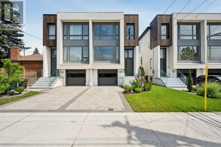 39 WILMINGTON AVENUE, Toronto (Bathurst Manor), Ontario M3H5J1