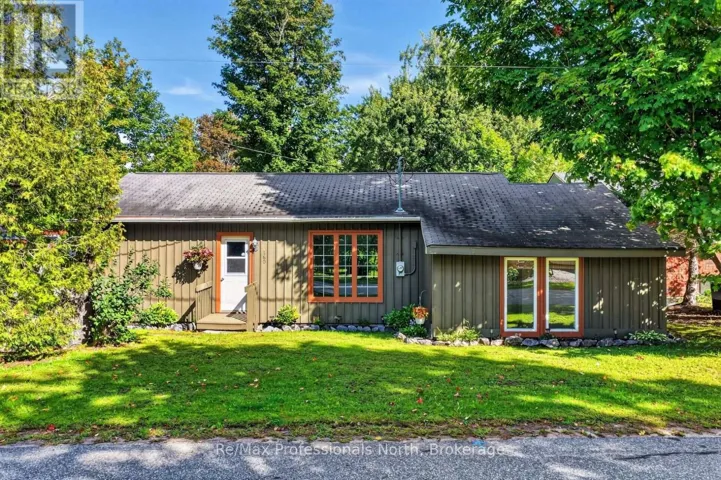 160 ISAAC STREET, Gravenhurst (Muskoka (S)), Ontario P1P1G2