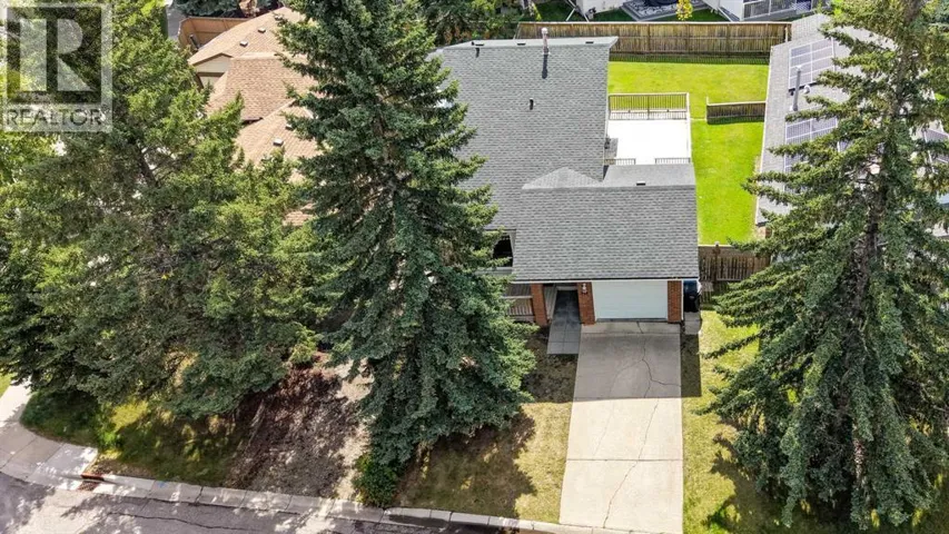 367 Woodridge Place SW, Calgary, Alberta T2W3S5