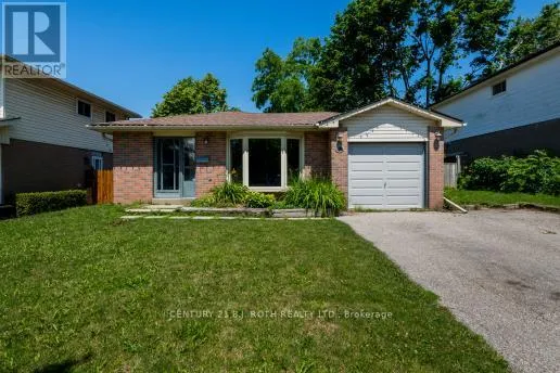 36 CYNTHIA COURT, Barrie (Wellington), Ontario L4M2X4
