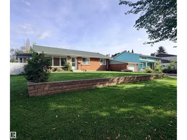 3834 110 AV NW, Edmonton, Alberta T5W0H7